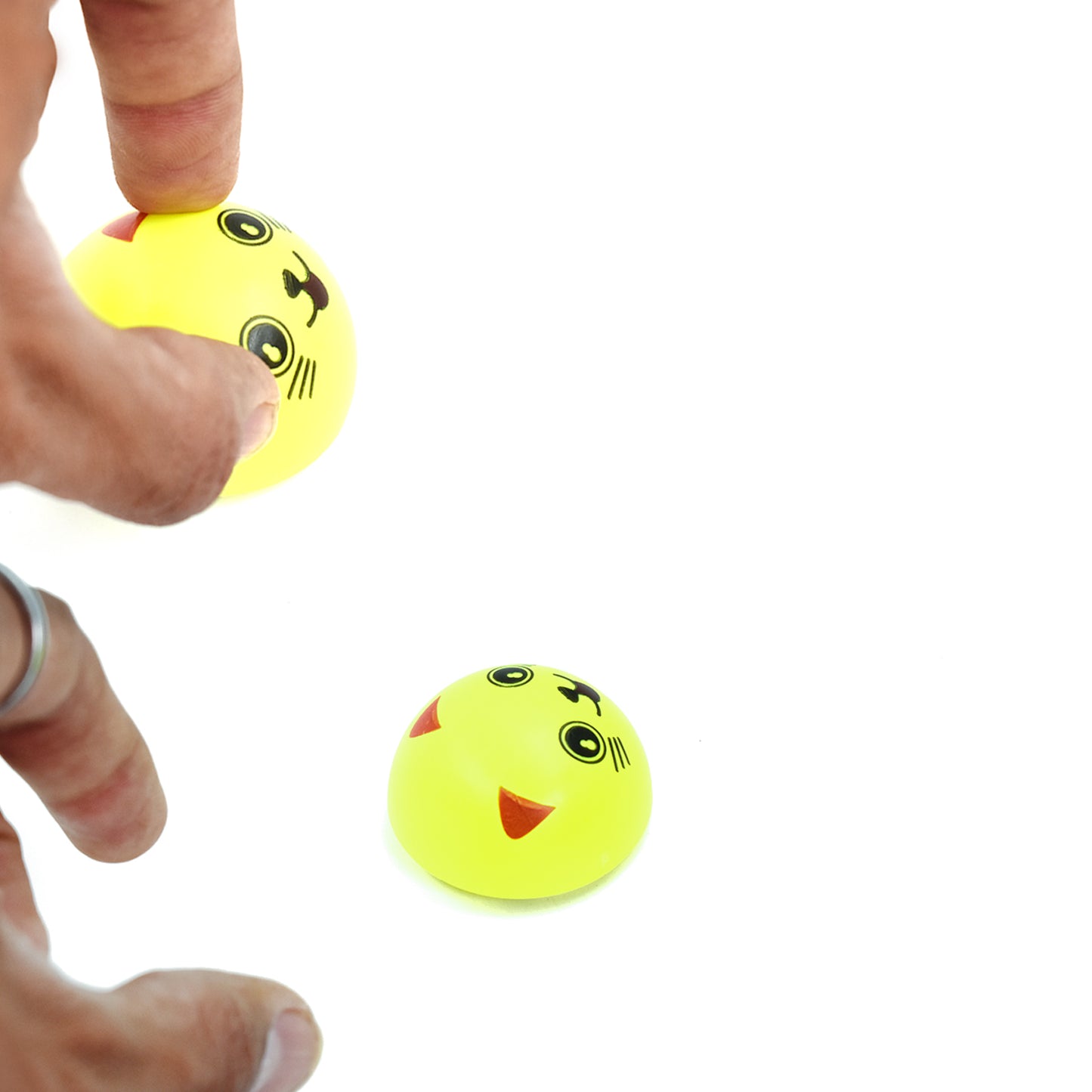 Pull-Back Smiley Face Toy – Fun & Interactive