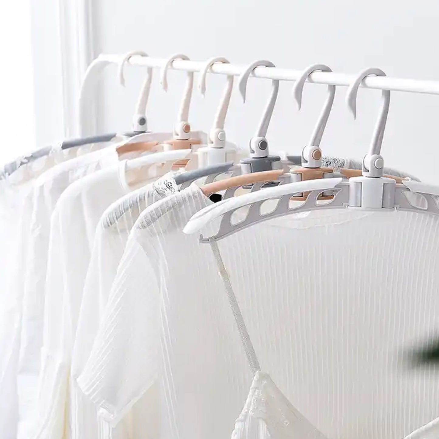 Foldable 360° Clothes Hanger for Drying & Travel