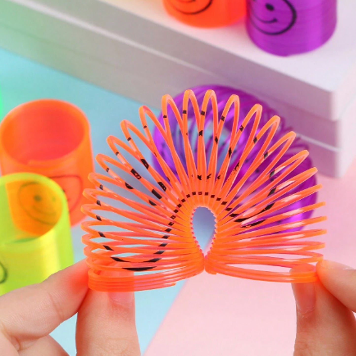 Portable Rainbow Spring Toy – Fun for Kids & Adults