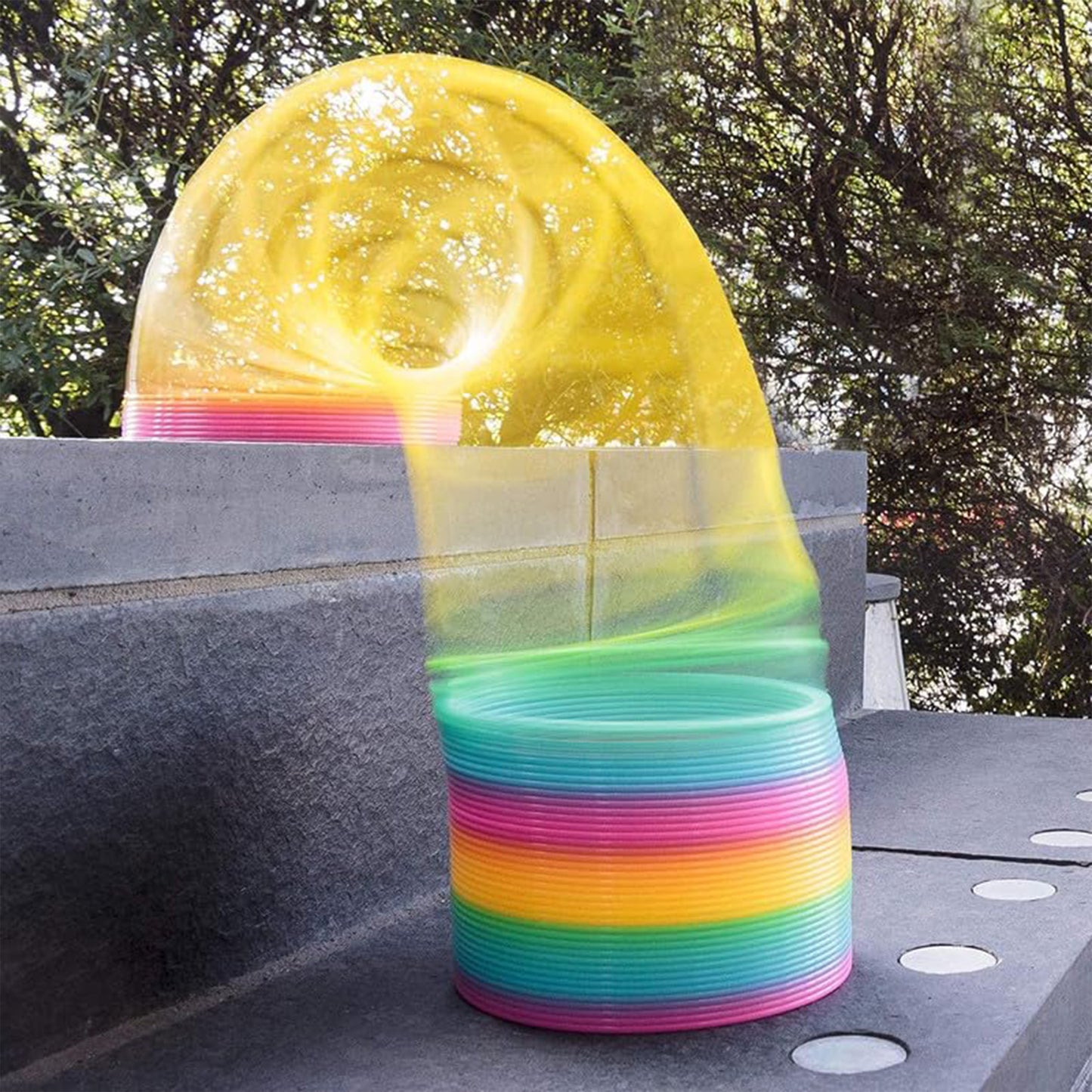 Portable Rainbow Spring Toy – Fun for Kids & Adults