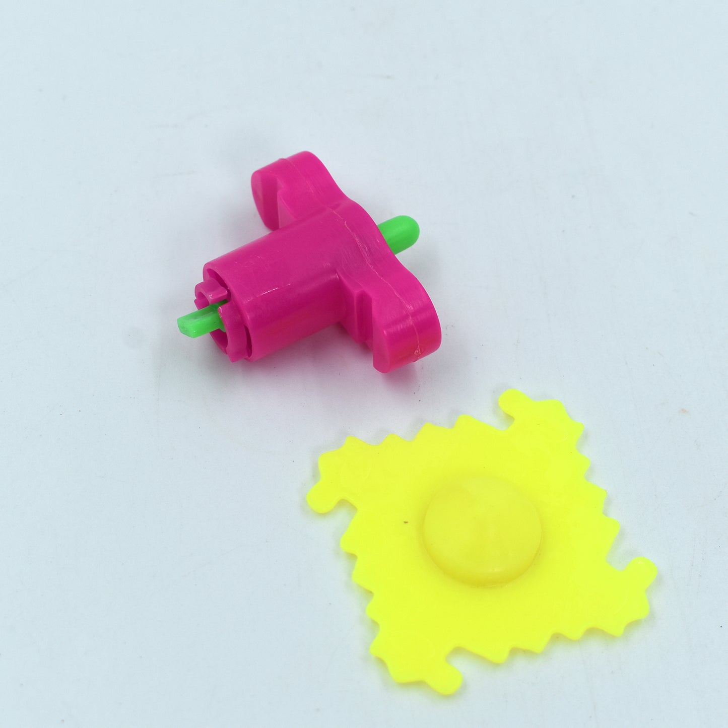 Exciting Spinner Launcher Toy Pack (30 pcs)