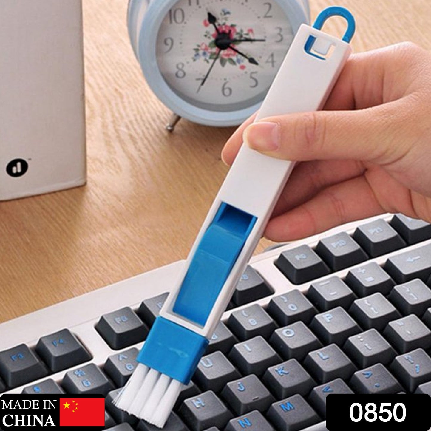 2-in-1 Dust Removal Brush – For Window Slots & Keyboard Cleaning