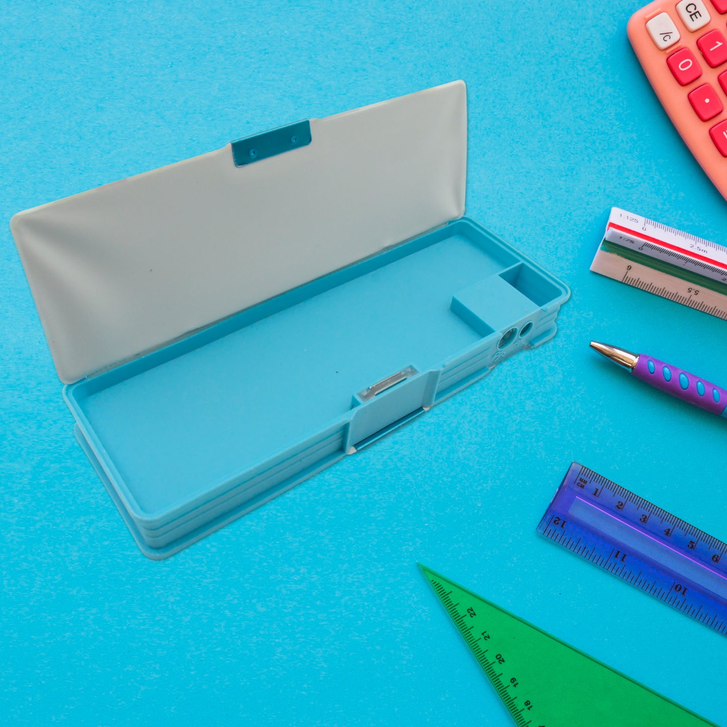 Art Stationery Kit with Sharpener & Calculator